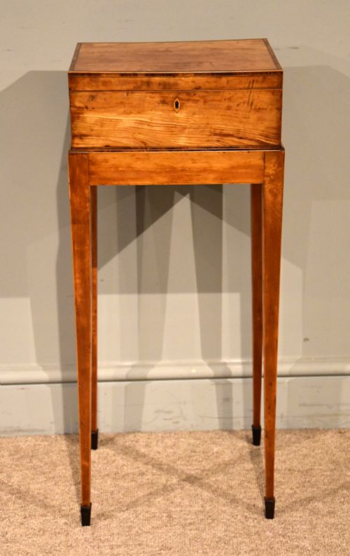 18TH CENTURY SATINWOOD EMBROIDERY SEWING BOX - ADDITIONAL PHOTO 1
