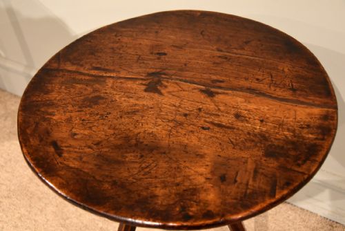 SMALL VERNACULAR ELM 'GYPSY' TABLE - ADDITIONAL PHOTO 2