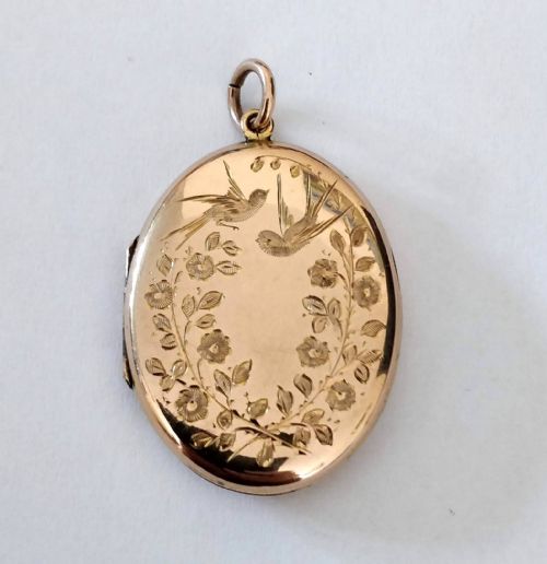 superb victorian oval 9ct back and front locket - CATEGORY: ANTIQUE JEWELLERY - DATED VICTORIAN