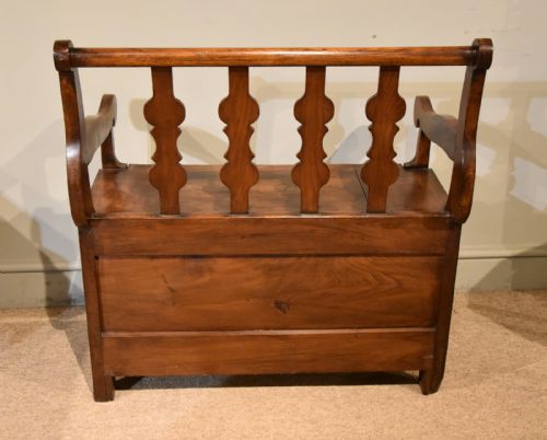 MID 19TH CENTURY FRENCH CHESTNUT BENCH - ADDITIONAL PHOTO 6