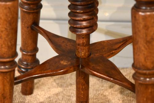REGENCY WALNUT ADJUSTABLE PIANO STOOL - ADDITIONAL PHOTO 4
