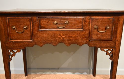 GEORGE III NORTH COUNTRY OAK LOWBOY - ADDITIONAL PHOTO 4