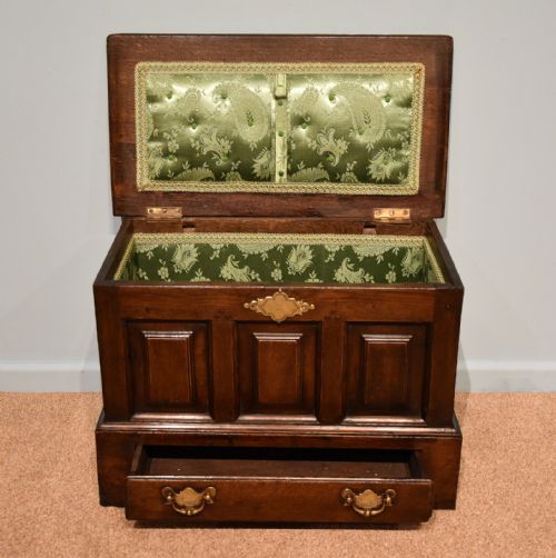 18TH CENTURY WELSH OAK MARRIAGE COFFOR BACH COFFER - ADDITIONAL PHOTO 2