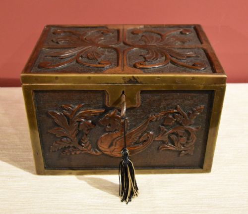 continental 19th century carved oak casket box - CATEGORY: ANTIQUE BOXES - DATED 19TH CENTURY