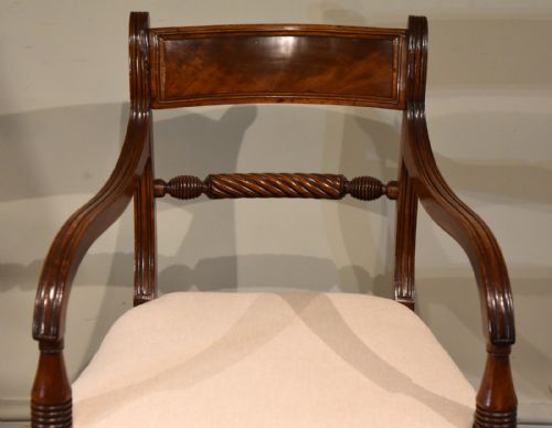 SET OF EIGHT REGENCY DINING CHAIRS - ADDITIONAL PHOTO 6
