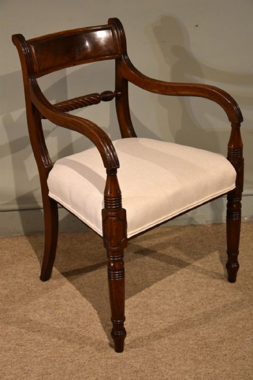 SET OF EIGHT REGENCY DINING CHAIRS - ADDITIONAL PHOTO 7