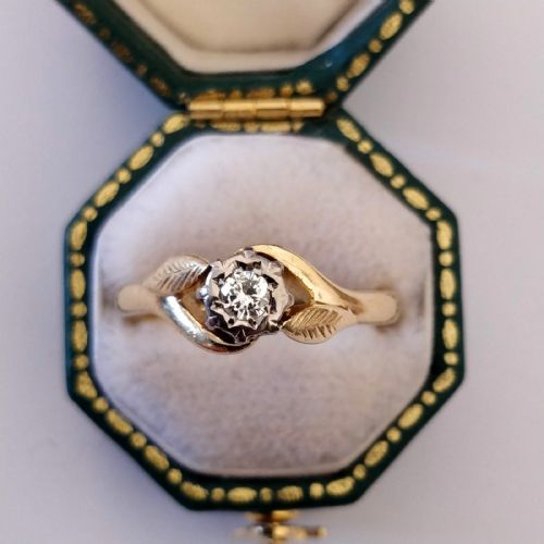 MID 20TH CENTURY 18CT GOLD DIAMOND ENGAGEMENT SOLITAIRE RING SIZE O - ADDITIONAL PHOTO 5
