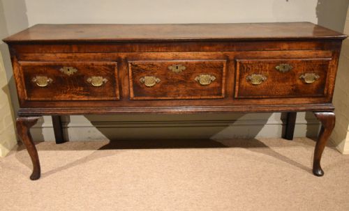 STUNNING GEORGE III OAK DRESSER BASE - ADDITIONAL PHOTO 1