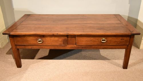 19th century french cherry wood coffee table - CATEGORY: ANTIQUE TABLES - DATED 19TH CENTURY