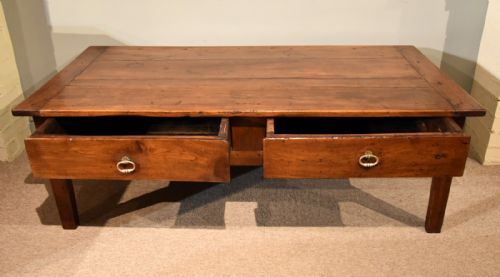 19TH CENTURY FRENCH CHERRY WOOD COFFEE TABLE - ADDITIONAL PHOTO 3