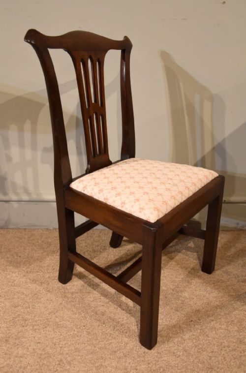 19TH CENTURY MAHOGANY CHILDS CHAIR - ADDITIONAL PHOTO 4