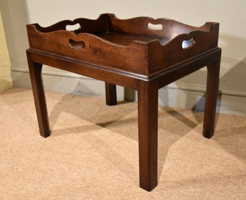 MID 18TH CENTURY MAHOGANY TRAY ON STAND - ADDITIONAL PHOTO 1