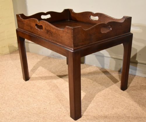 MID 18TH CENTURY MAHOGANY TRAY ON STAND - ADDITIONAL PHOTO 2