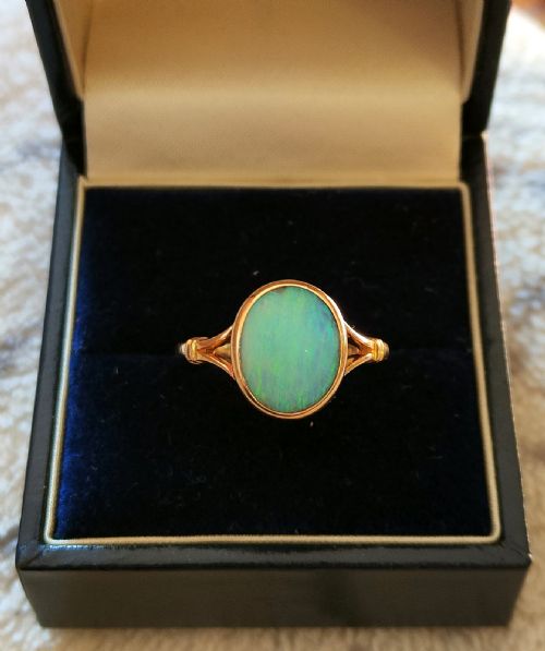 ART DECO 18CT GOLD AND OPAL DOUBLET SOLITAIRE RING - ADDITIONAL PHOTO 4