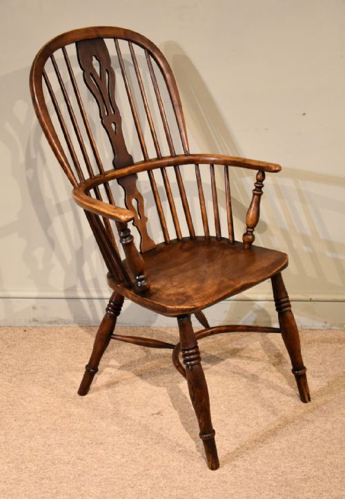 MID 19TH CENTURY ASH AND ELM HIGH BACK WINDSOR ARMCHAIR - ADDITIONAL PHOTO 4