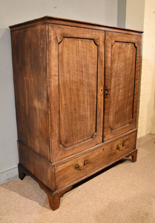 MID 18TH CENTURY MAHOGANY LINEN PRESS - ADDITIONAL PHOTO 2