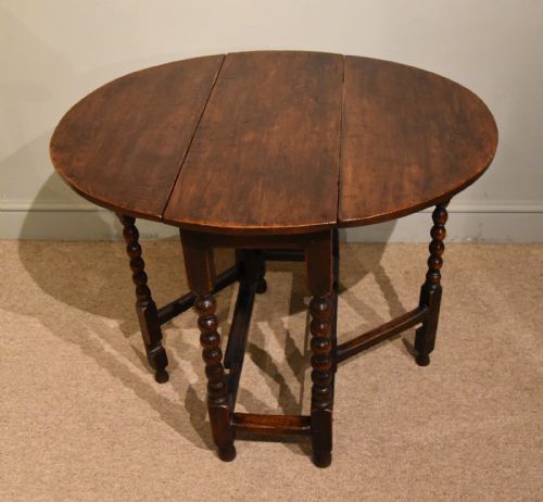 late 17th century elm drop leaf table - CATEGORY: ANTIQUE TABLES - DATED 17TH CENTURY