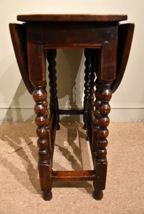 LATE 17TH CENTURY ELM DROP LEAF TABLE - ADDITIONAL PHOTO 2
