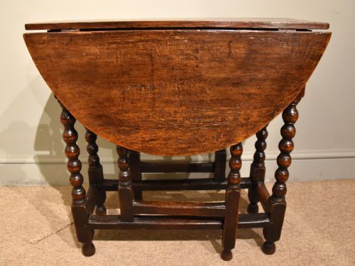 LATE 17TH CENTURY ELM DROP LEAF TABLE - ADDITIONAL PHOTO 4