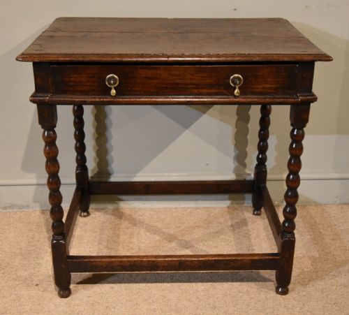 18TH CENTURY OAK SIDE TABLE - ADDITIONAL PHOTO 1