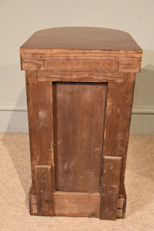 EDWARDIAN MAHOGANY BOWFRONTED BEDSIDE CABINETS - ADDITIONAL PHOTO 7