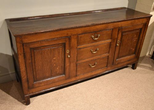 GEORGE III OAK LOW DRESSER BASE - ADDITIONAL PHOTO 6