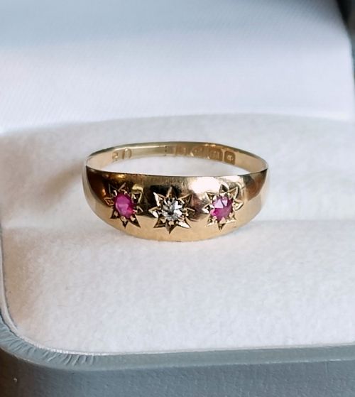 edwardian 18ct gold diamond ruby gypsy ring chester 1904 size q5 - CATEGORY: ANTIQUE JEWELLERY - DATED EDWARDIAN