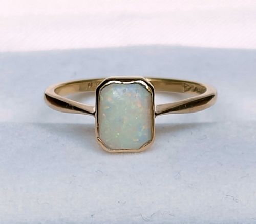 rare art deco 9ct gold opal solitaire ring hallmarked chester 1932 - CATEGORY: ANTIQUE JEWELLERY - DATED 1930