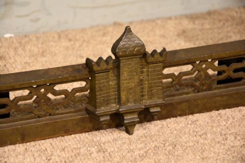 BRASS 19TH CENTURY EXTENDABLE FIRE FENDER - ADDITIONAL PHOTO 3