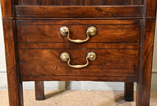 PAIR OF GEORGE III BEDSIDE COMMODES - ADDITIONAL PHOTO 8