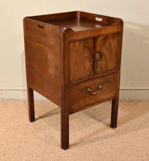 GEORGE III MAHOGANY BEDSIDE COMMODE - ADDITIONAL PHOTO 1