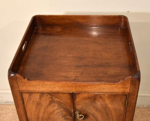 GEORGE III MAHOGANY BEDSIDE COMMODE - ADDITIONAL PHOTO 4