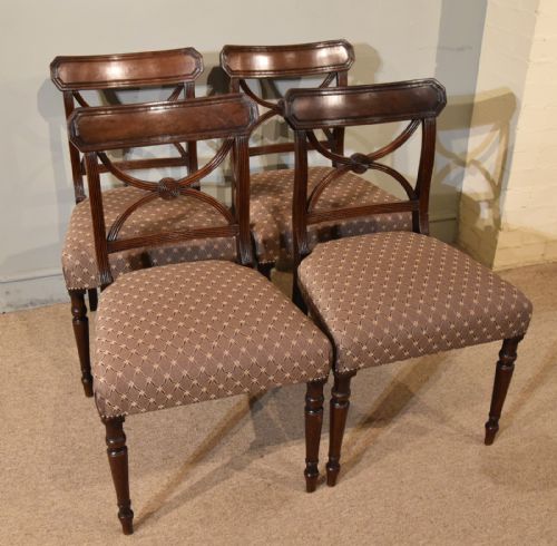 SET OF FOUR REGENCY MAHOGANY DINING CHAIRS - ADDITIONAL PHOTO 1