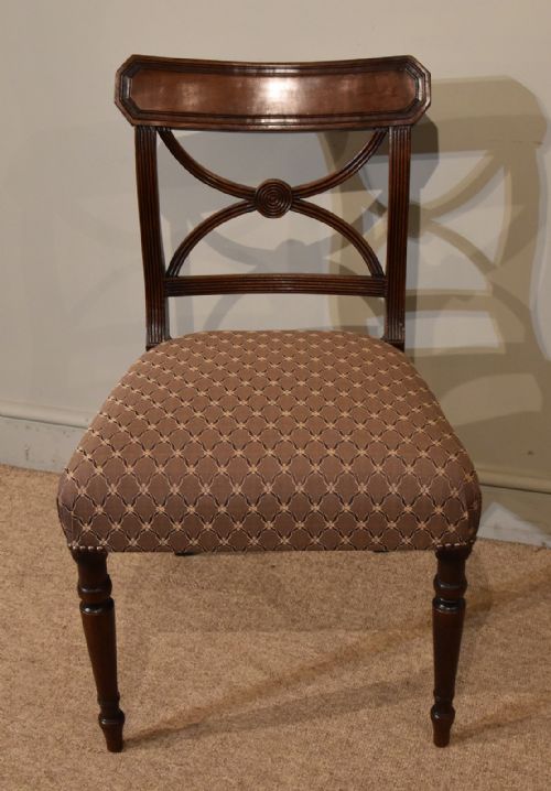 SET OF FOUR REGENCY MAHOGANY DINING CHAIRS - ADDITIONAL PHOTO 2