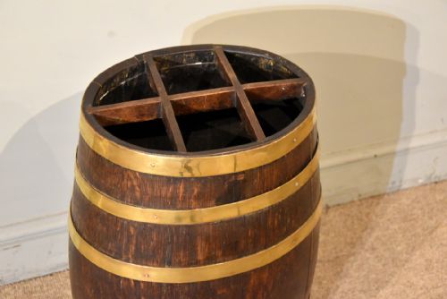 LARGE OAK BRASS BARREL UMBRELLA STAND - ADDITIONAL PHOTO 1