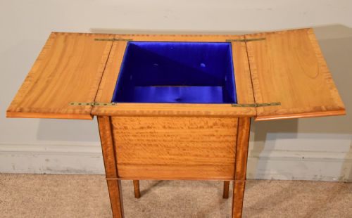 19TH CENTURY SATINWOOD WORK TABLE - ADDITIONAL PHOTO 2