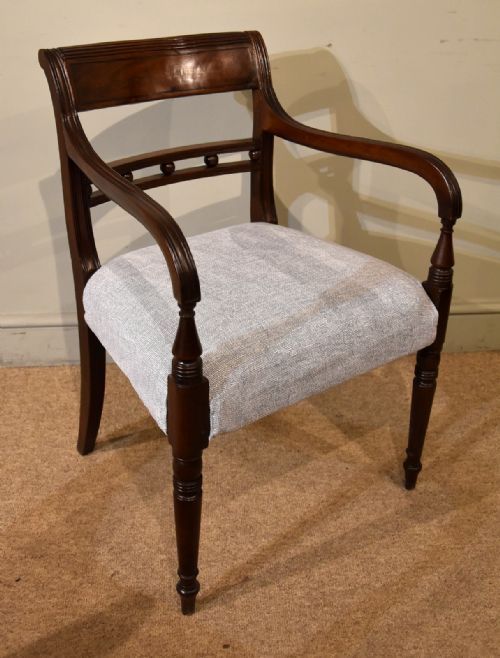 LARGE PAIR OF REGENCY MAHOGANY ARMCHAIRS - ADDITIONAL PHOTO 2