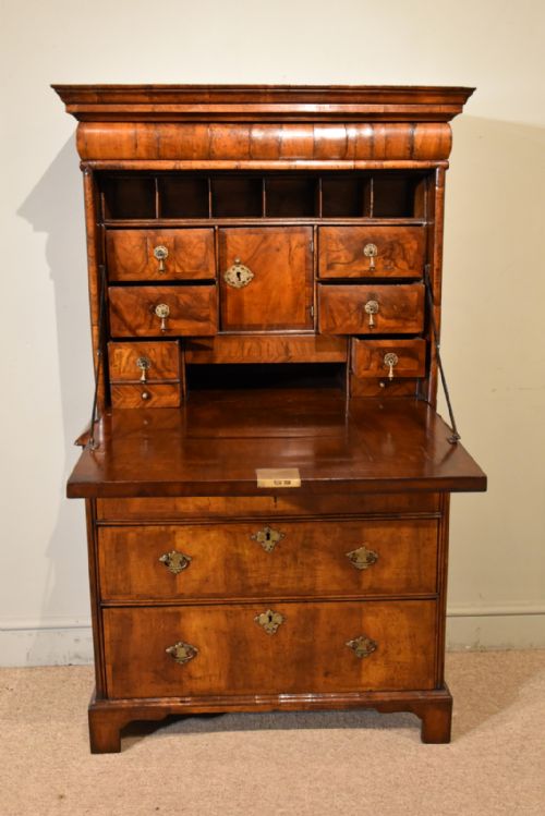 QUEEN ANNE WALNUT ESCRITOIRE ABATTANT - ADDITIONAL PHOTO 6
