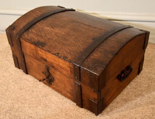 18th century oak and iron bound deed strong box - CATEGORY: ANTIQUE CHESTS - DATED 18TH CENTURY