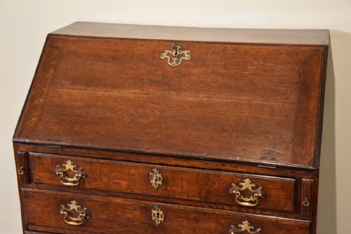 GEORGE III OAK BUREAU - ADDITIONAL PHOTO 4