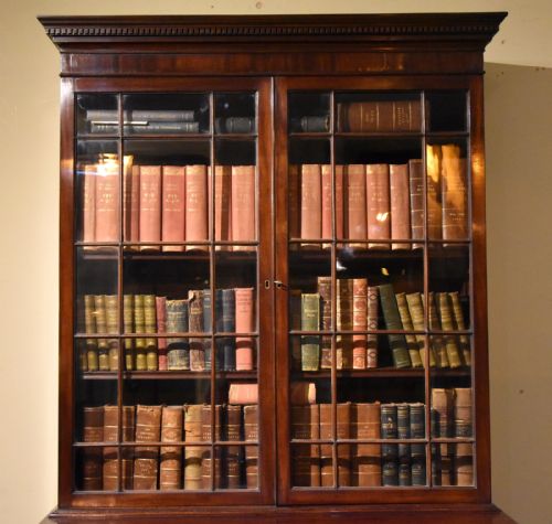 GEORGE III MAHOGANY SECRETAIRE BOOKCASE - ADDITIONAL PHOTO 2