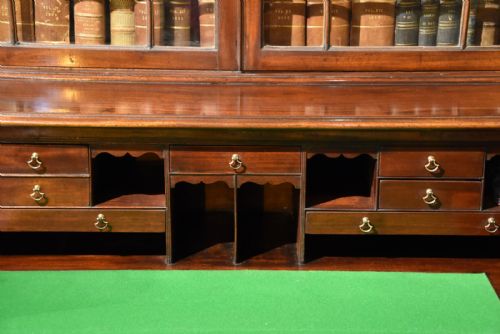 GEORGE III MAHOGANY SECRETAIRE BOOKCASE - ADDITIONAL PHOTO 4