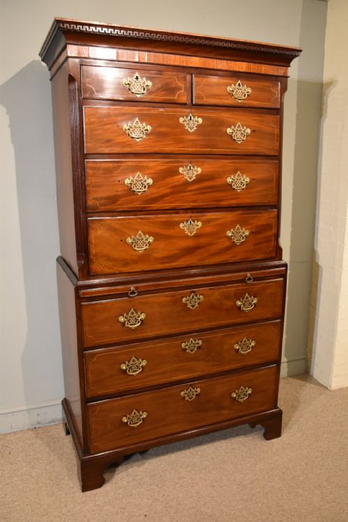 GEORGE III MAHOGANY CHEST ON CHEST WITH BRUSHING SLIDE - ADDITIONAL PHOTO 5
