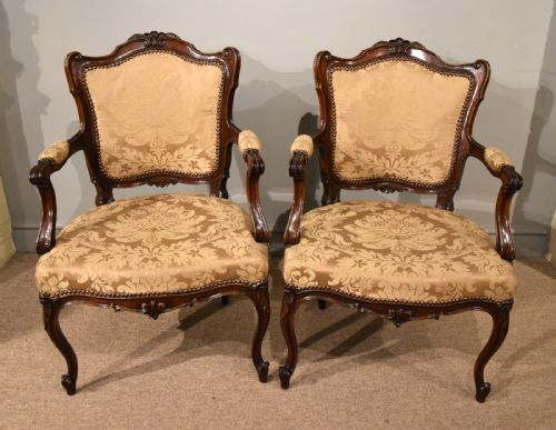pair of carved hepplewhite george iii armchairs - CATEGORY: ANTIQUE CHAIRS - DATED GEORGIAN