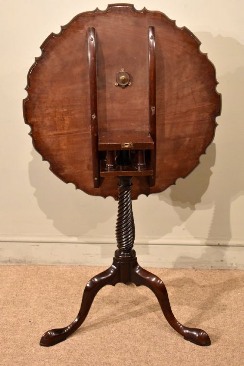 SCOTTISH GEORGE III PIE CRUST TILT TOP TABLE - ADDITIONAL PHOTO 3