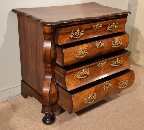 19TH CENTURY DUTCH BURR WALNUT CHEST OF DRAWERS - ADDITIONAL PHOTO 5
