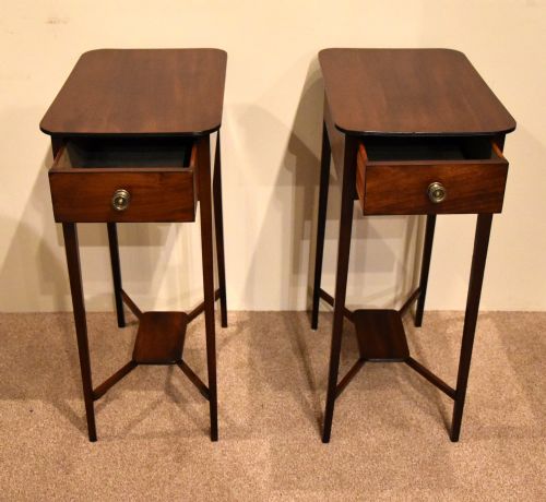 PAIR OF REGENCY MAHOGANY SIDE TABLES - ADDITIONAL PHOTO 3