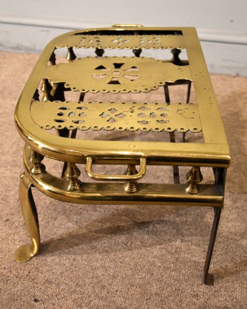 LARGE 19TH CENTURY BRASS STOVE FOOTMAN - ADDITIONAL PHOTO 4