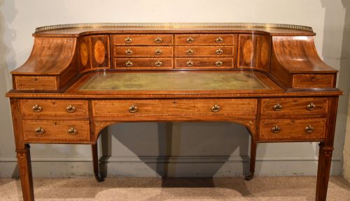 19TH CENTURY MAHOGANY CARLTON HOUSE DESK - ADDITIONAL PHOTO 1