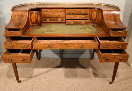 19TH CENTURY MAHOGANY CARLTON HOUSE DESK - ADDITIONAL PHOTO 2